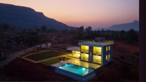 Mirrage Villa